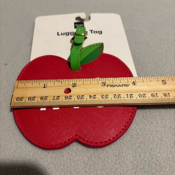 Typo NYC Luggage Tag for Bags or Suitcase Red Apple - Picture 5 of 5